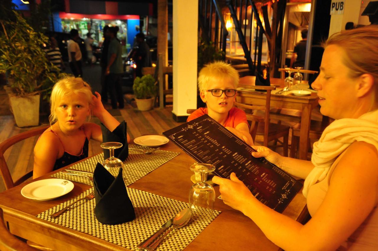 Hotel Oak Ray La Ella Breeze Extérieur photo