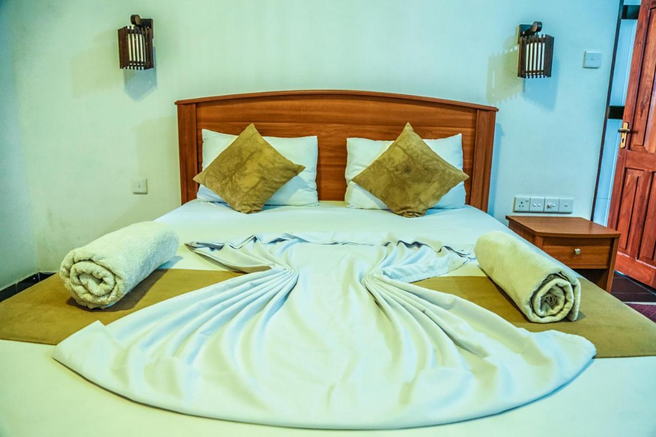 Hotel Oak Ray La Ella Breeze Extérieur photo
