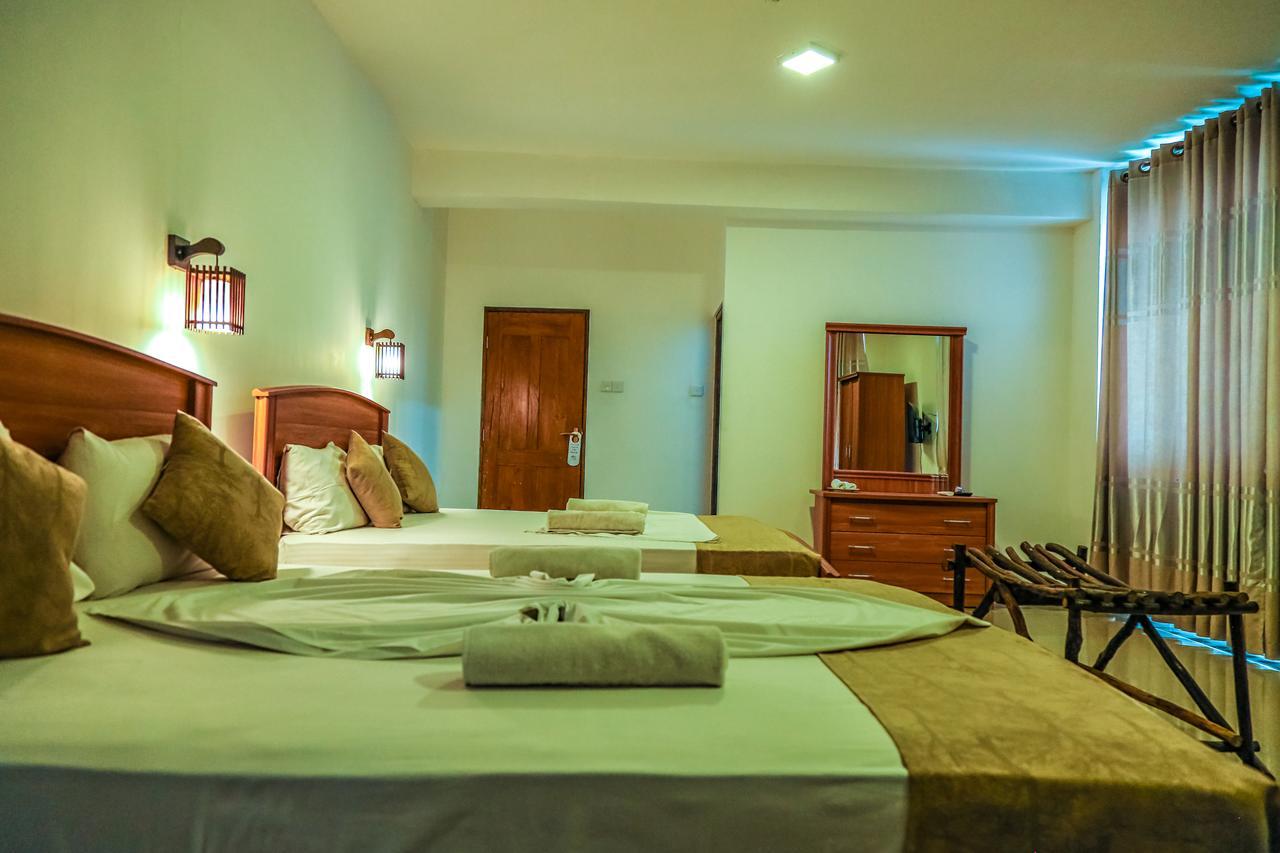 Hotel Oak Ray La Ella Breeze Extérieur photo